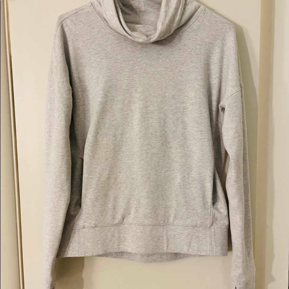 Lululemon Go Forward Pullover. - Picture 3 of 3